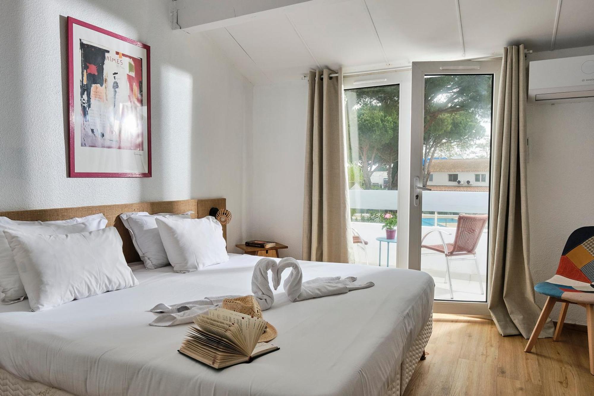 Artemia Aigues-Mortes - Hotel Avec Piscine ภายนอก รูปภาพ