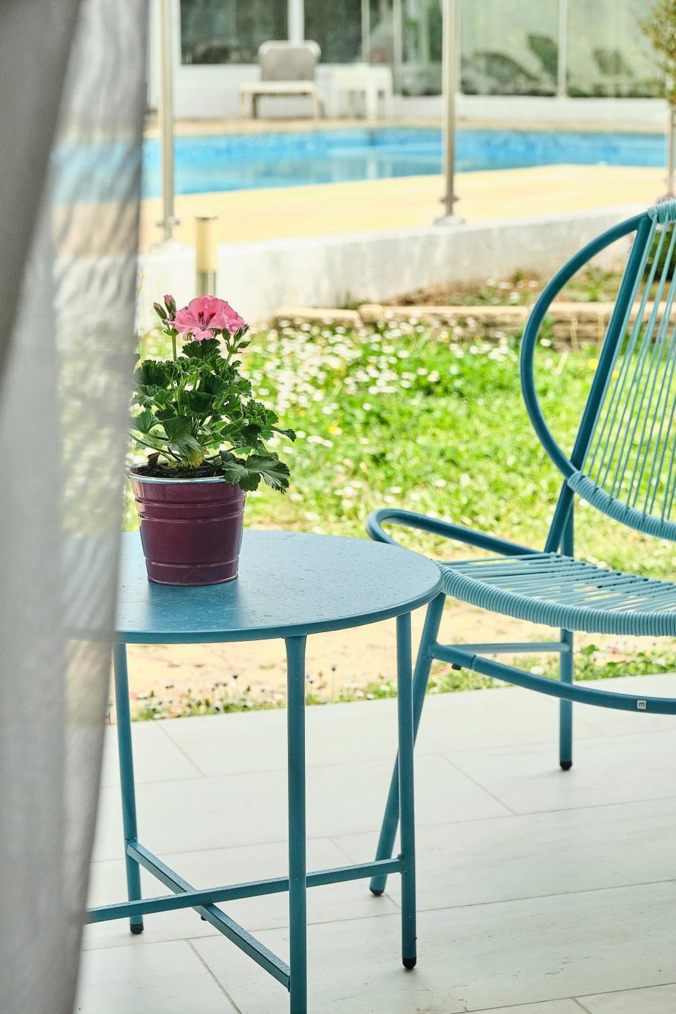Artemia Aigues-Mortes - Hotel Avec Piscine ภายนอก รูปภาพ