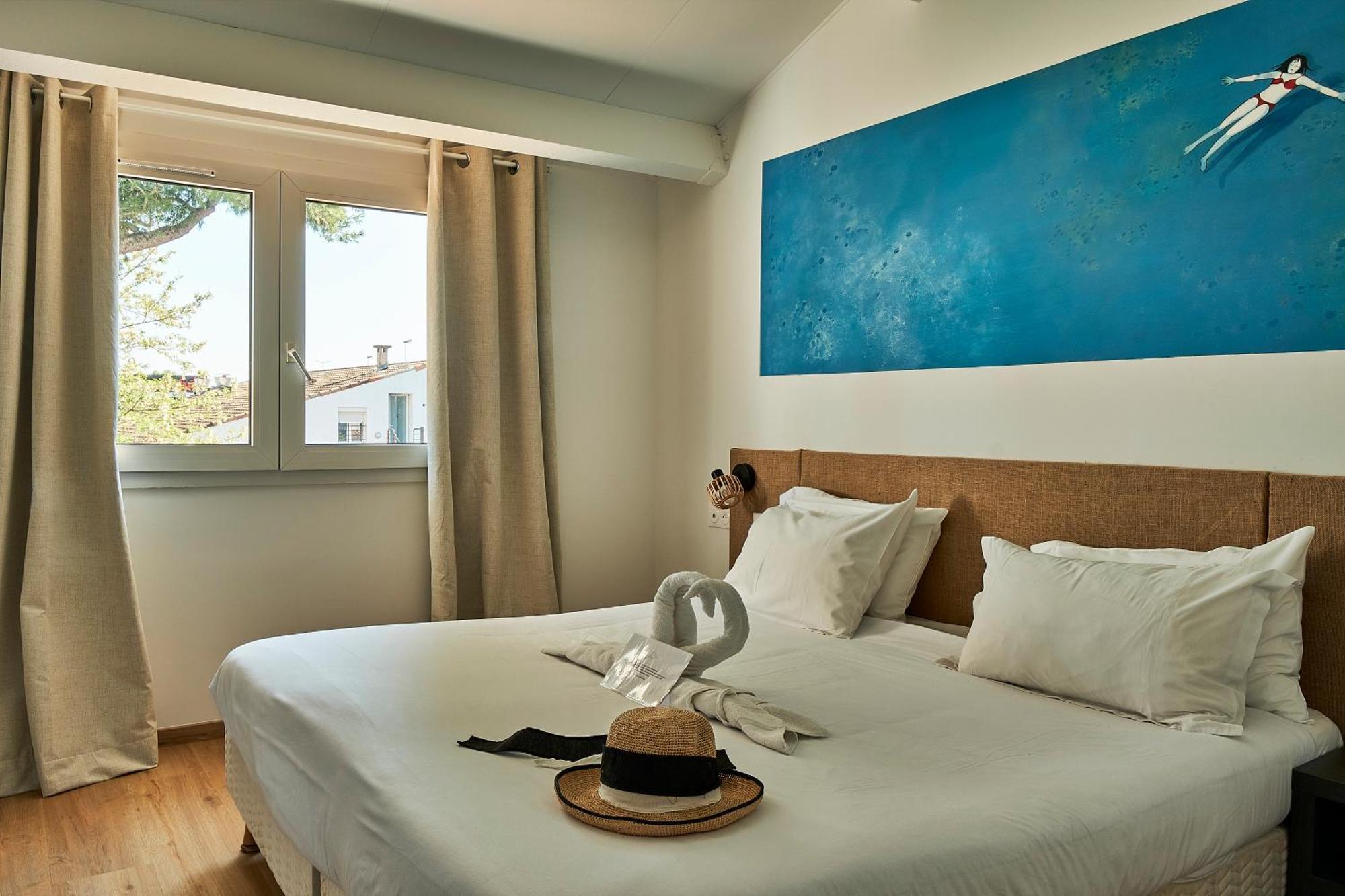 Artemia Aigues-Mortes - Hotel Avec Piscine ภายนอก รูปภาพ
