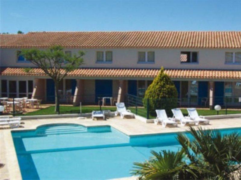 Artemia Aigues-Mortes - Hotel Avec Piscine ภายนอก รูปภาพ