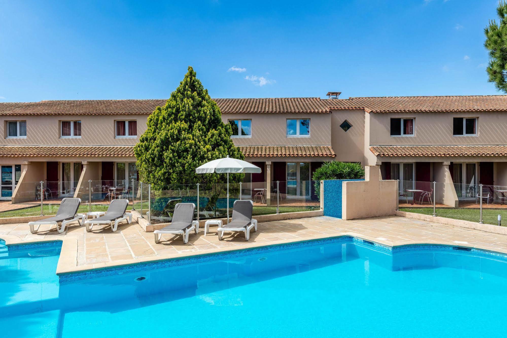 Artemia Aigues-Mortes - Hotel Avec Piscine ภายนอก รูปภาพ