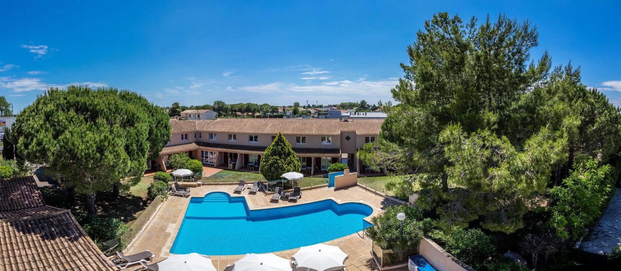 Artemia Aigues-Mortes - Hotel Avec Piscine ภายนอก รูปภาพ