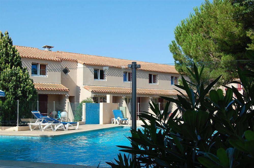 Artemia Aigues-Mortes - Hotel Avec Piscine ภายนอก รูปภาพ